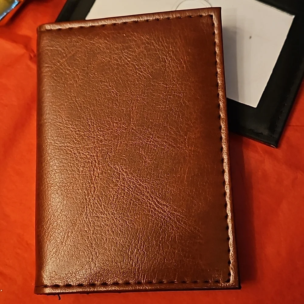 Mens Wallets - Picture 2 of 5